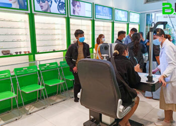 Top 10 cửa hàng mắt kính gần đây uy tín tiết kiệm chi phí thời gian
