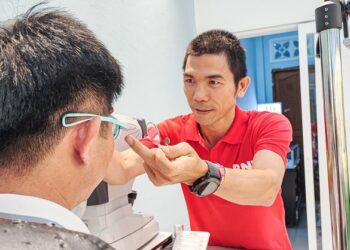 hoc-nghe-kinh-thuoc-2102