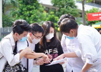 thi-tot-nghiep-thpt-2206