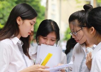 diem-chuan-dai-hoc-2023-2408