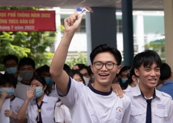 tot-nghiep-THPT-2025-0312