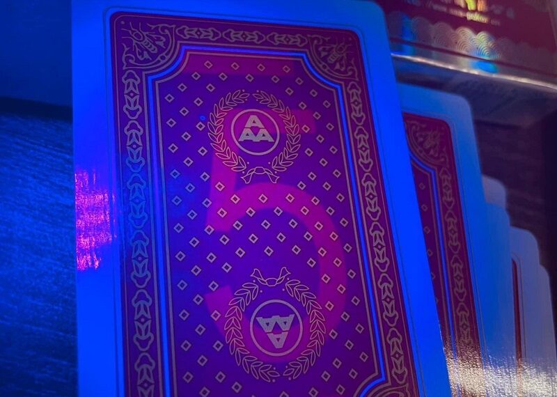 cach-deo-kinh-ap-trong-nhin-xuyen-bai-3-2402