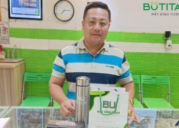 Biểu hiện của mắt lão và cách khắc phục