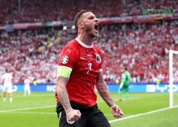 Trực tiếp bóng đá Hà Lan 0-1 Áo: Malen phản lưới nhà