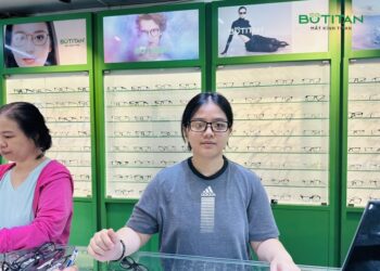 Mắt phải giật hên hay xui