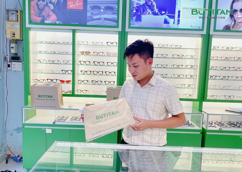 Mắt trái giật nam 2024 có điềm gì