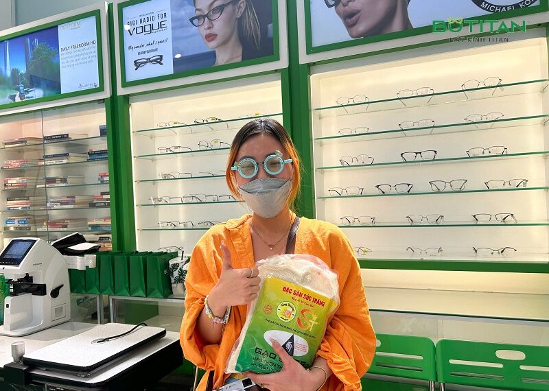 Cận 2 độ là nặng hay nhẹ