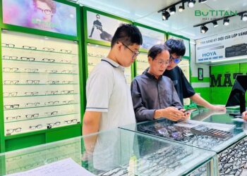 Bị cận 3 độ có đi nghĩa vụ không