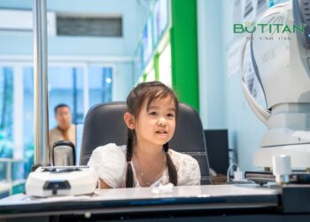 Nhược thị bẩm sinh có chữa được không