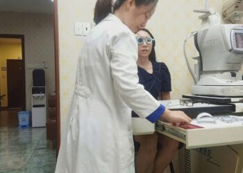 Con gái học Y nên chọn ngành nào