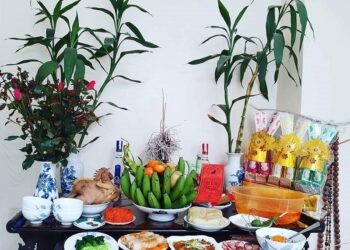 Mâm cúng tất niên miền Nam khác mâm cơm cúng 30 Tết miền Bắc thế nào?