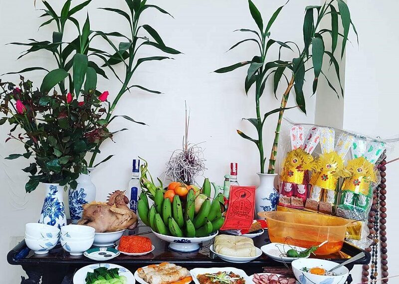 Mâm cúng tất niên miền Nam khác mâm cơm cúng 30 Tết miền Bắc thế nào?