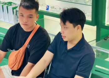 Loạn thị bẩm sinh