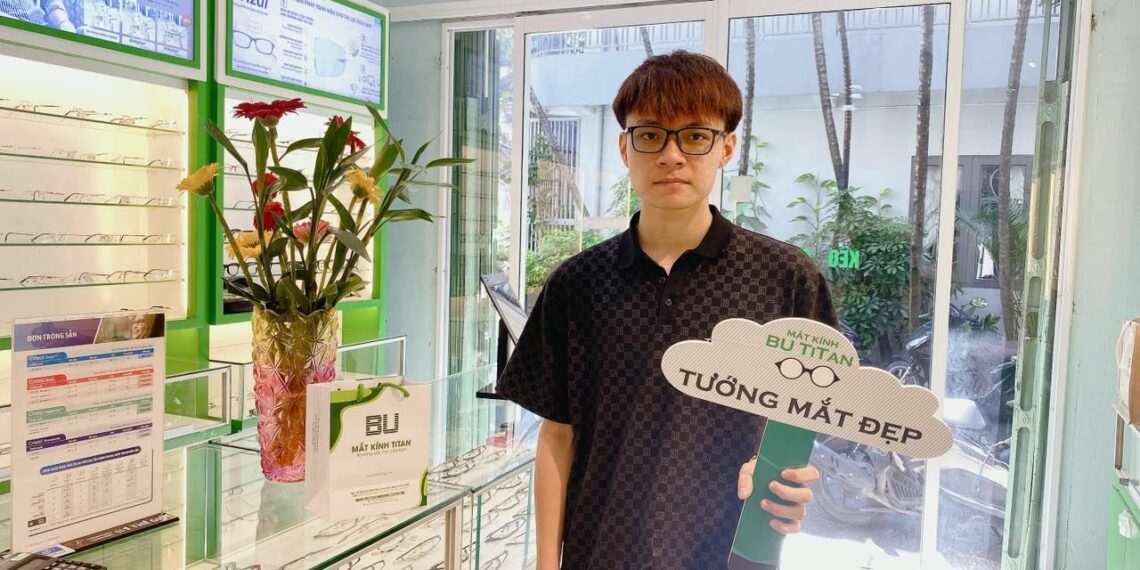 Cận 3 độ có phải đi nghĩa vụ 2025