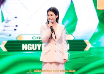 Gọng kính Titanium siêu nhẹ