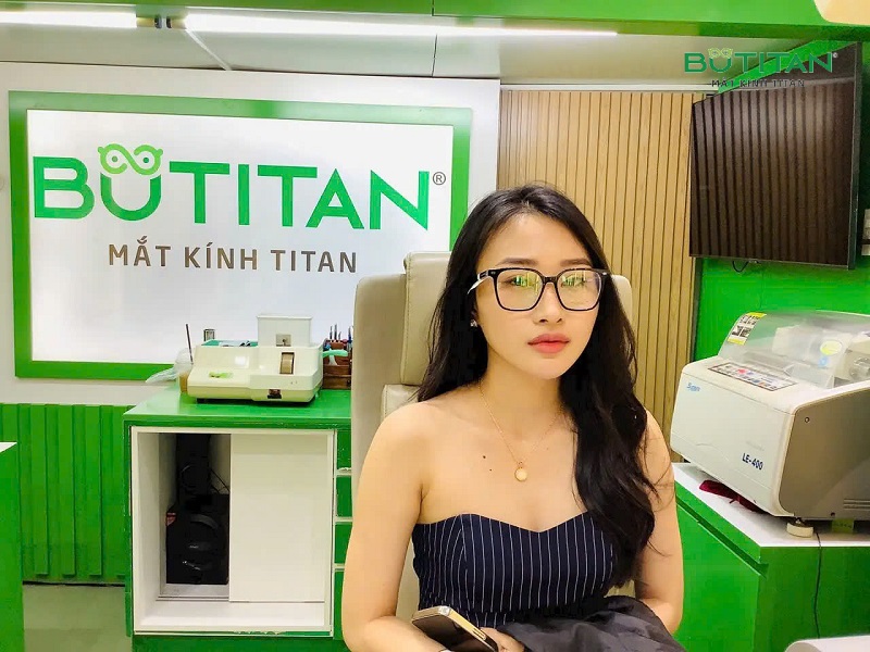 Phẫu thuật sụp mi mắt giá bao nhiêu