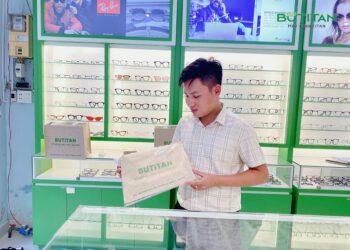 Học nghề sửa chữa ô tô vừa học vừa làm