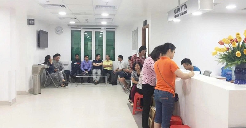 Bệnh viện Xanh Pôn có làm việc thứ 7 không
