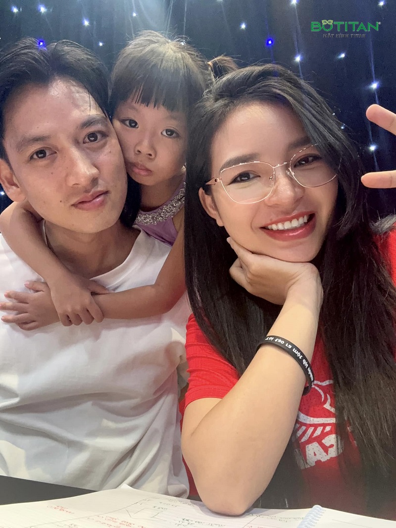 Dấu hiệu đeo kính sai độ