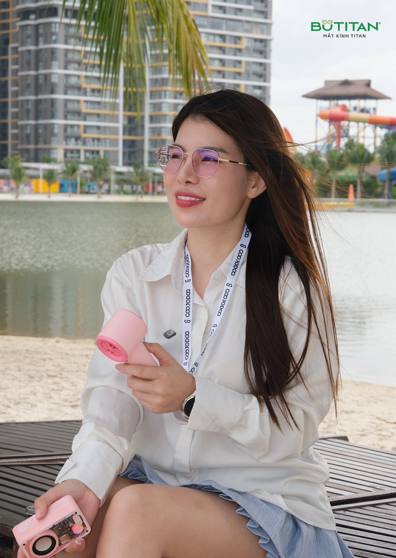Đeo kính sai độ