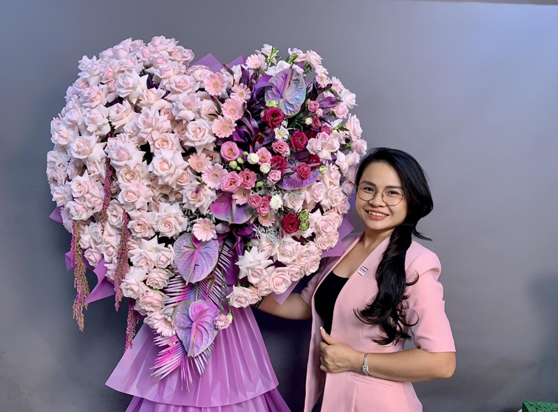 Mắt kính BUTITAN