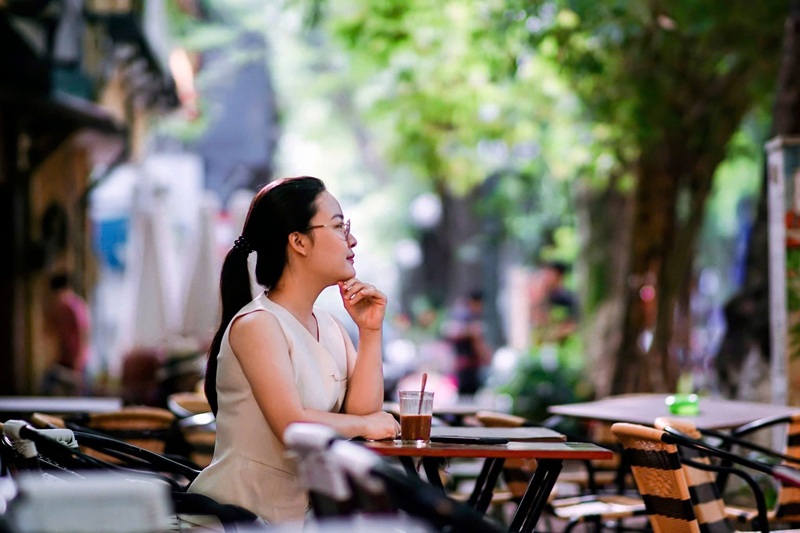 Đeo kính bị chóng mặt