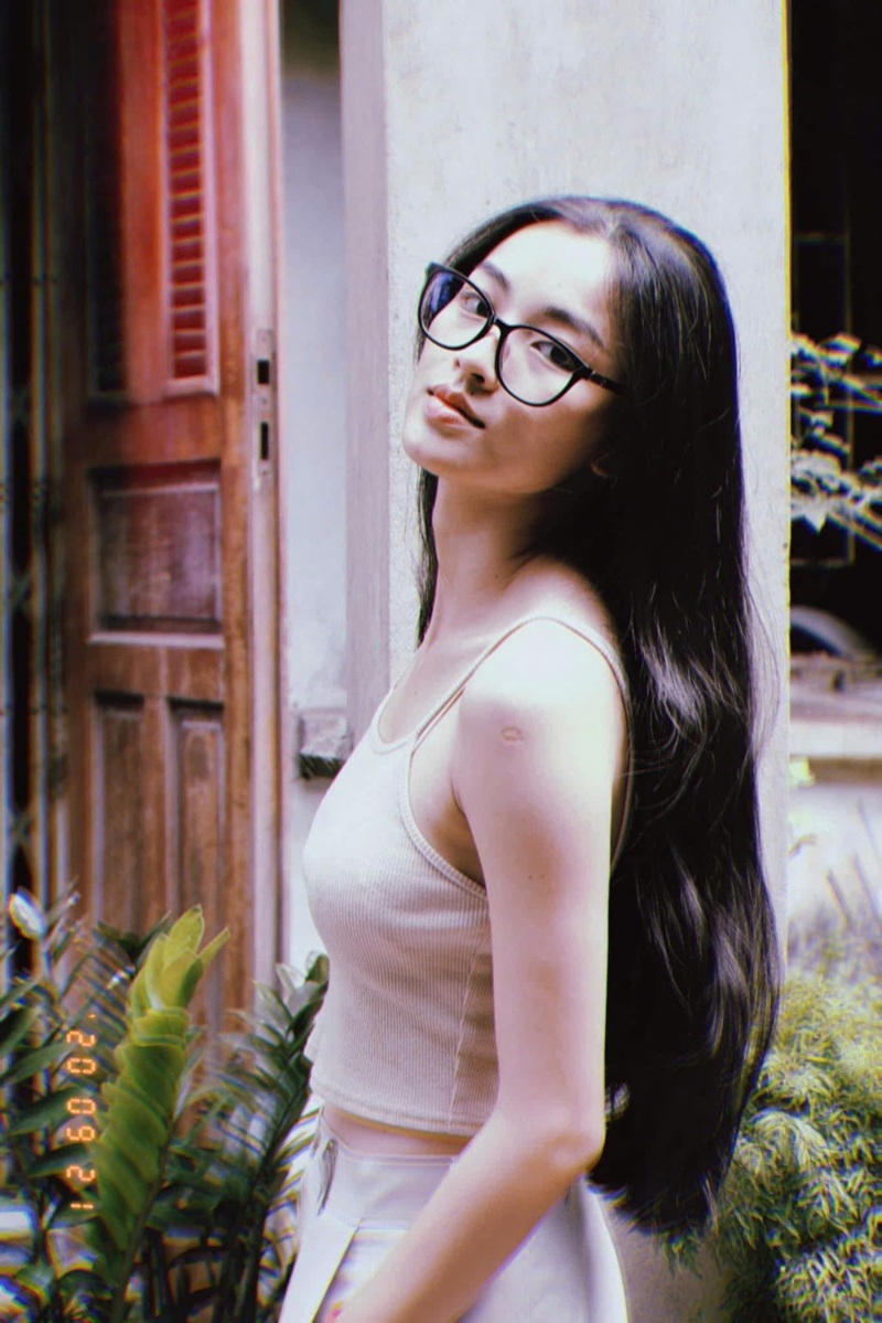 Đeo kính cao hơn độ cận
