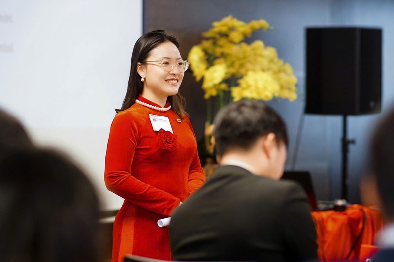 Đồng tử mắt bình thường