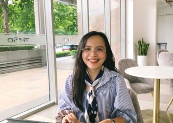 Cận 0.25 độ nhìn được bao xa