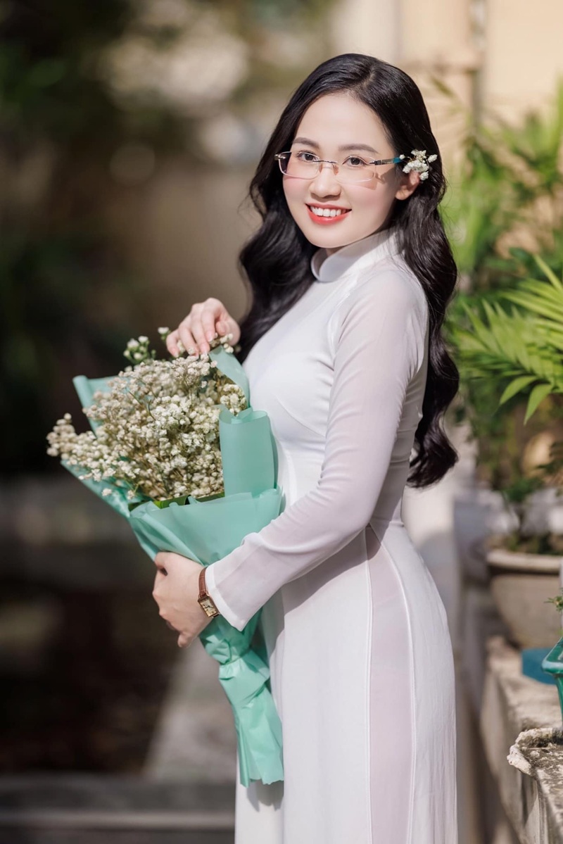 Loạn 0.5 có nên đeo kính