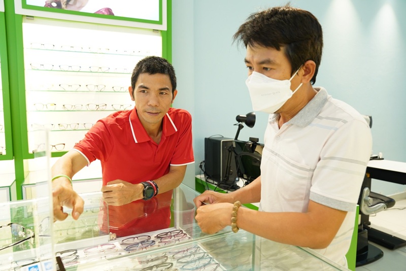 Tật khúc xạ mắt