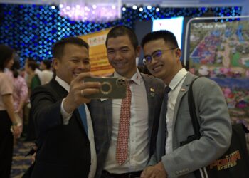 Tại sao đeo kính cận nhìn vật nhỏ hơn