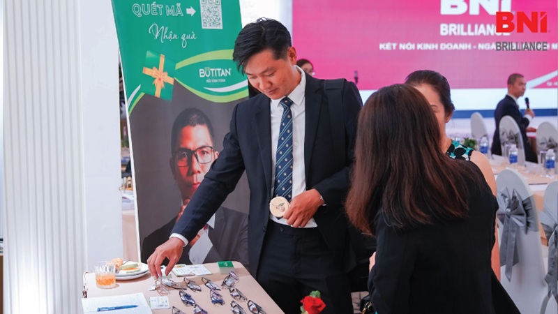 Cận 6 độ là bao nhiêu diop