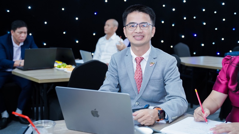 Thị lực 4/10 là gì
