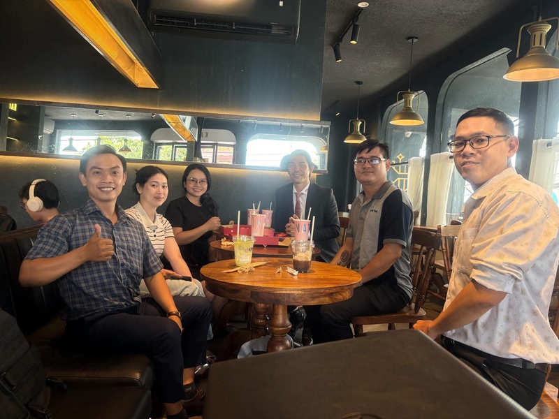 Cận 1 5 diop