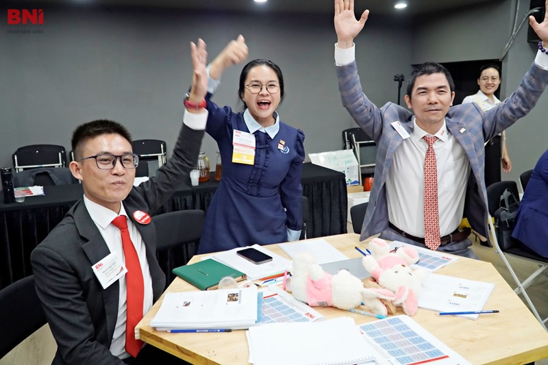 Cận 1 5 độ nhìn được bao xa