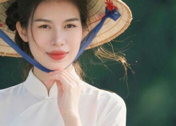 Cận thị không đeo kính có sao không