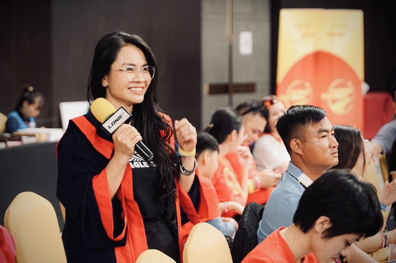 Góc nhìn của người cận 1 độ