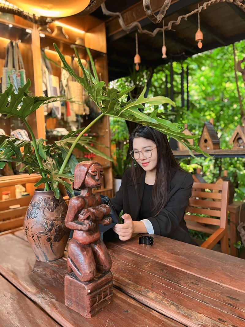 Cận 1 5 độ có cần đeo kính không
