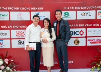 Cận 3 độ là nặng hay nhẹ