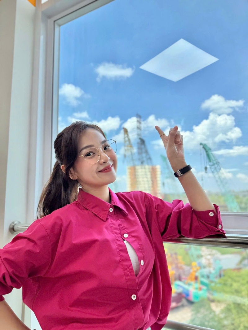 Loạn thị nhìn như nào