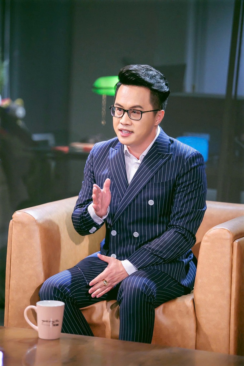 Loạn thị nhìn như nào