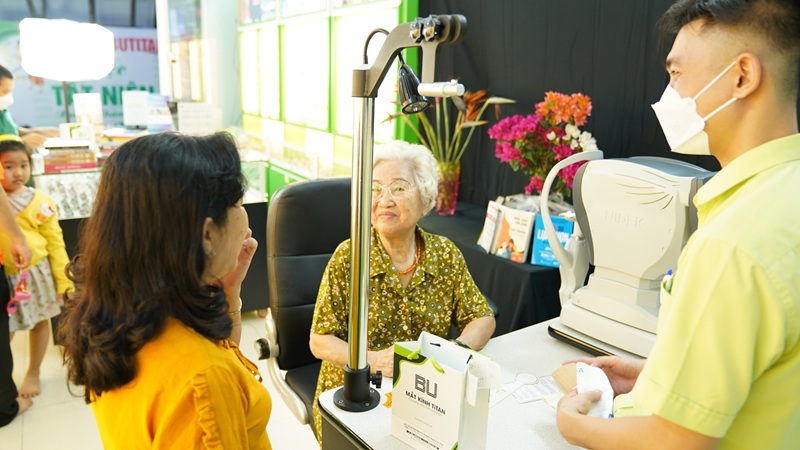 Mắt lão thị là gì