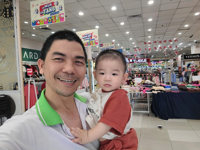 Nheo mắt là bệnh gì