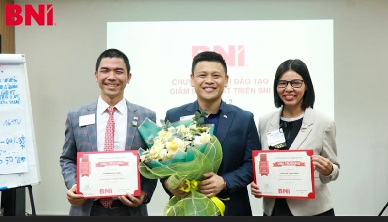 Cận 4 độ là nặng hay nhẹ