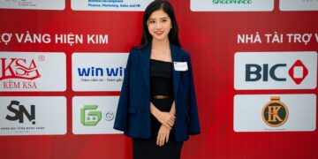 Cận 7/10 là bao nhiêu độ