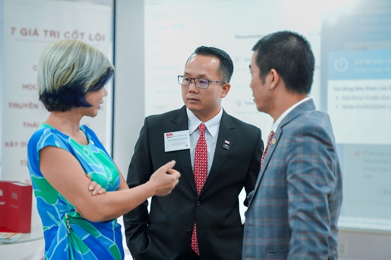 Mắt mờ nguyên nhân