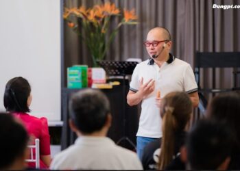 Góc nhìn của người cận 5 độ