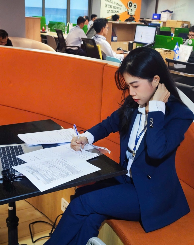 Bị cận mà không đeo kính có sao không