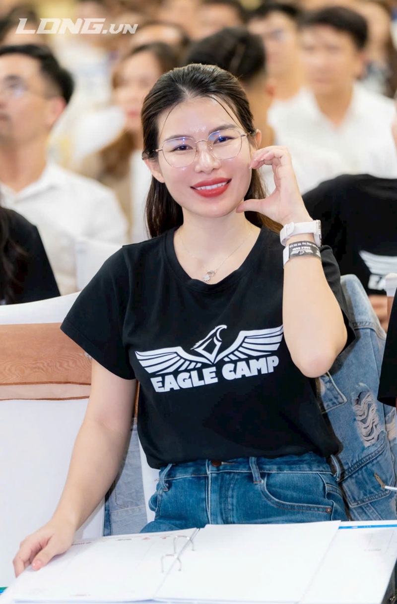 Đeo kính bị chóng mặt